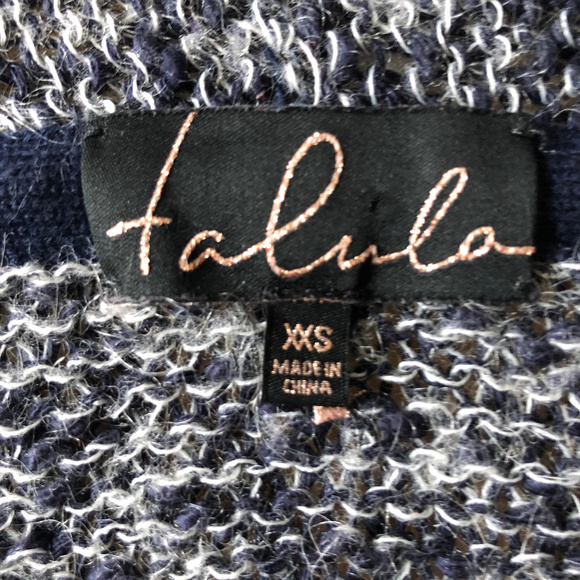 Aritzia Talula Lenox open front cardigan XXS - Picture 4 of 8